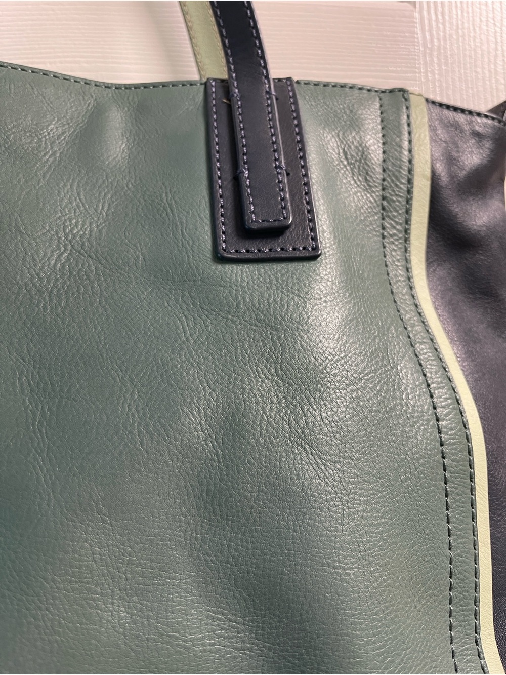 Fossil Green and Black Leather Tote with Cream Trim - Picture 4 of 15